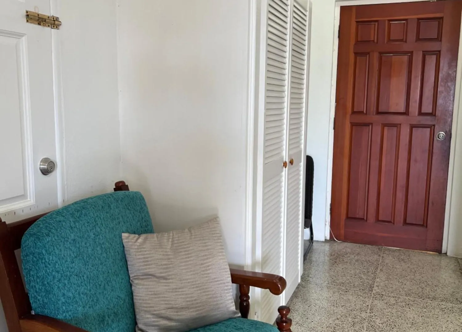Hotel a capsule Seaview Apartel Castries Santa Lucia